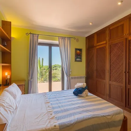 Spacious 5-bedroom In Mallorca * 费拉尼奇