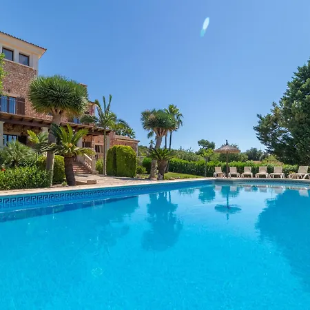 Spacious 5-bedroom In Mallorca 别墅